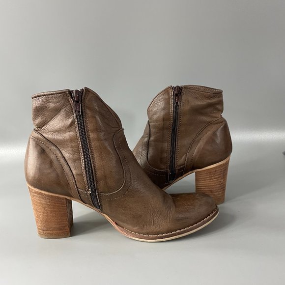 Otisopse Handmade in Italy Brown Leather Ankle Boots, Size 39 - Picture 7 of 12